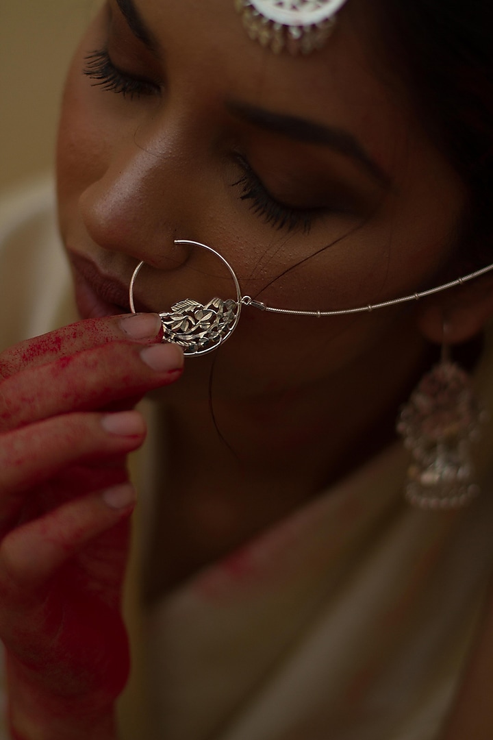 White Finish Cutwork Nose Ring In Sterling Silver by Gulaal Jewels