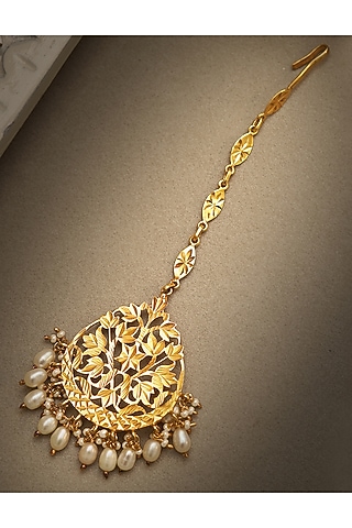 Gold Finish Pearl Maang Tikka In Sterling Silver by Gulaal Jewels