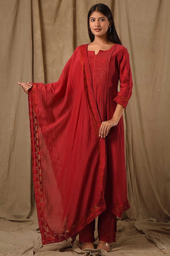 Red Fine Chanderi Silk Embroidered Kurta Set by Gulabik Jaipur