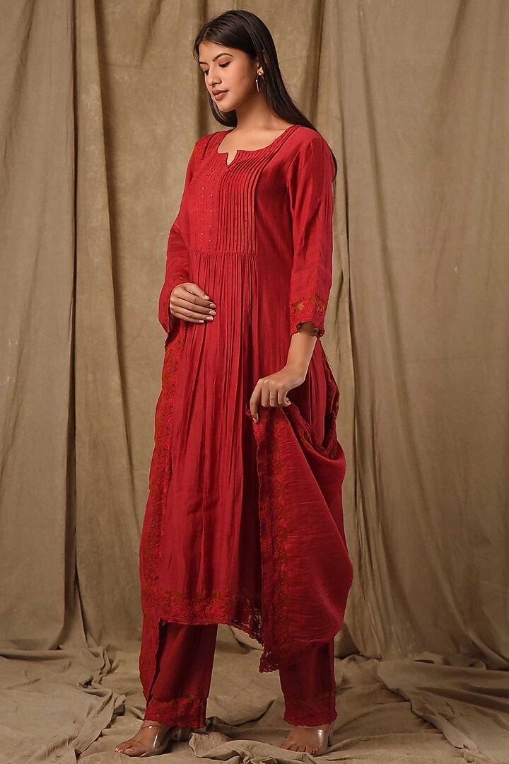 Red Fine Chanderi Silk Embroidered Kurta Set by Gulabik Jaipur at Pernia's Pop Up Shop