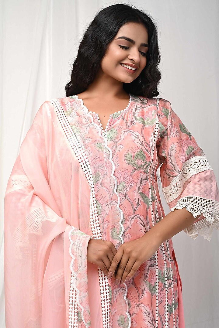 Peach Silk Embroidered Kurta Set by Gulabik Jaipur at Pernia's Pop Up Shop