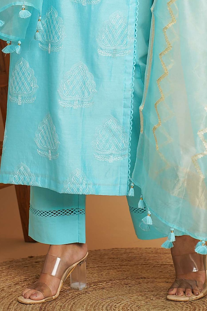 Turquoise Chanderi Silk Embroidered Straight Kurta Set by Gulabik Jaipur at Pernia's Pop Up Shop