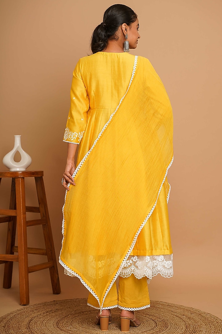 Yellow Chanderi Silk Thread Embroidered Kalidar Anarkali Set by Gulabik Jaipur at Pernia's Pop Up Shop