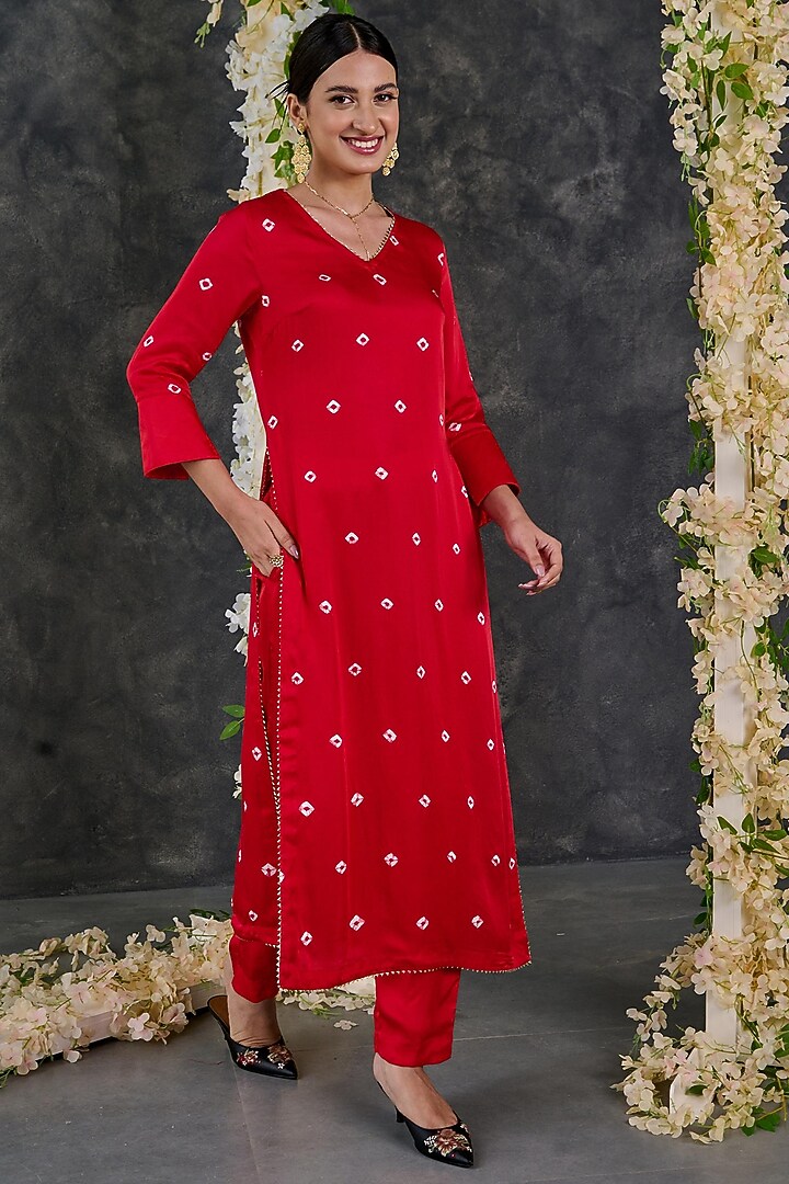 Red Modal Satin Bandhani Kurta Set by Gulaal Creations at Pernia's Pop Up Shop