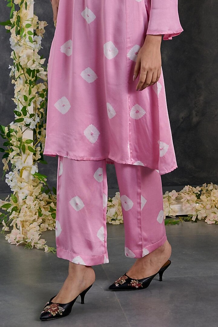 Pink Modal Satin Bandhani Kurta Set by Gulaal Creations at Pernia's Pop Up Shop