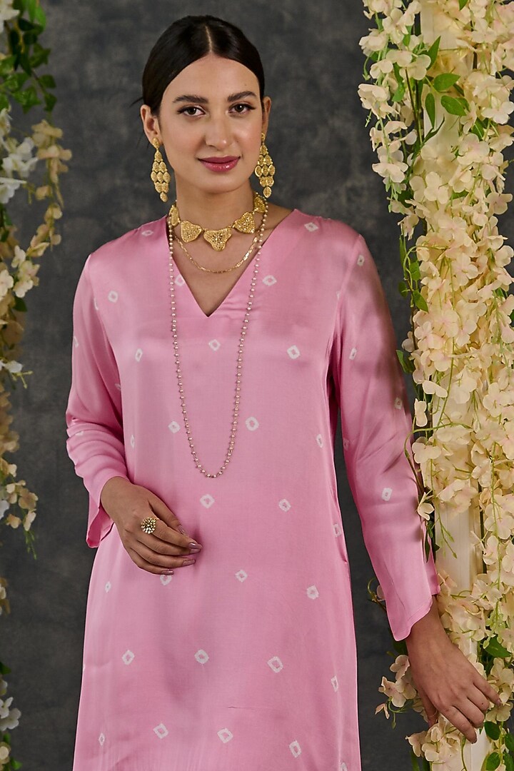 Pink Modal Satin Bandhani Kurta Set by Gulaal Creations at Pernia's Pop Up Shop