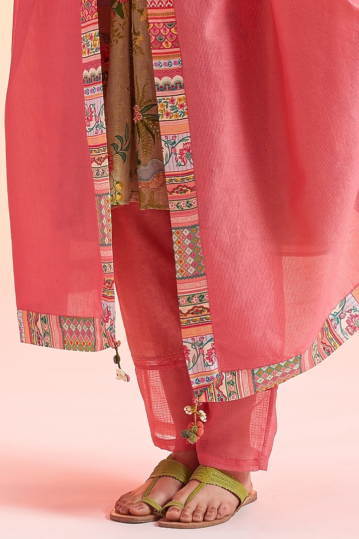 Green Linen & Cotton Silk Embroidered Kurta Set by Gyaarah Baees at Pernia's Pop Up Shop