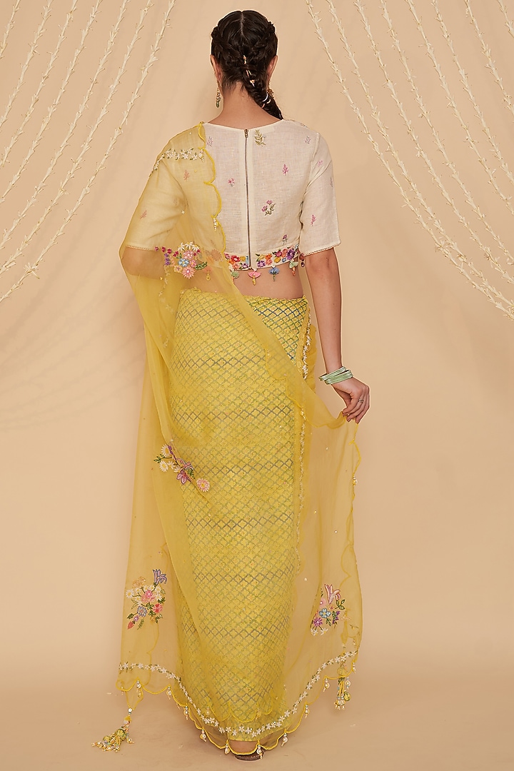 Off-White Linen Floral Embroidered Blouse by Gyaarah Baees at Pernia's Pop Up Shop