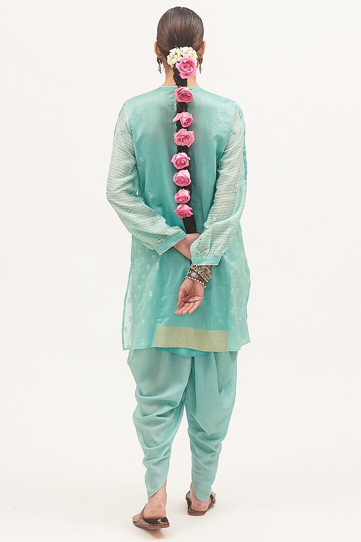 Turquoise Blue Chanderi Zardosi & Thread Embroidered Kurta Set by Gyaarah Baees at Pernia's Pop Up Shop
