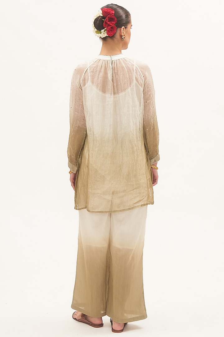 Ivory & Pista Zari Chanderi Ombre Sheer Kurta Set by Gyaarah Baees at Pernia's Pop Up Shop