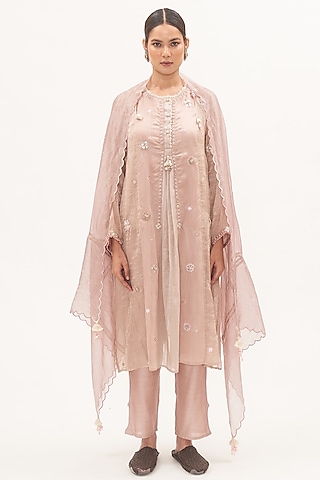 Pale Pink Chanderi Bead Embroidered Panelled Kurta Set by Gyaarah Baees