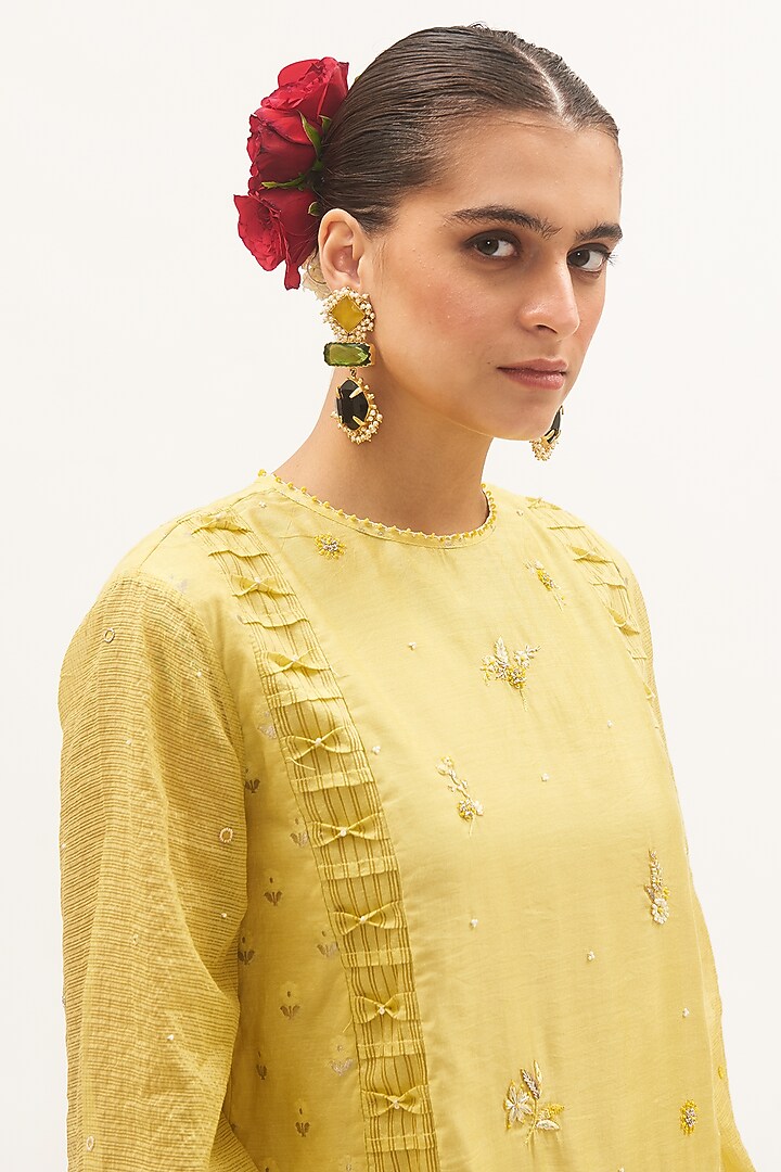 Yellow Chanderi Thread Embroidered Co-Ord Set by Gyaarah Baees at Pernia's Pop Up Shop