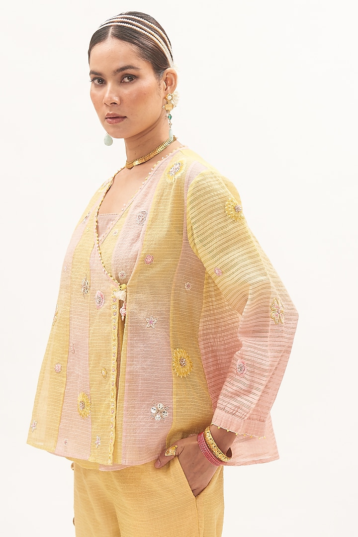 Yellow Striped Chanderi Ombre Co-Ord Set by Gyaarah Baees at Pernia's Pop Up Shop