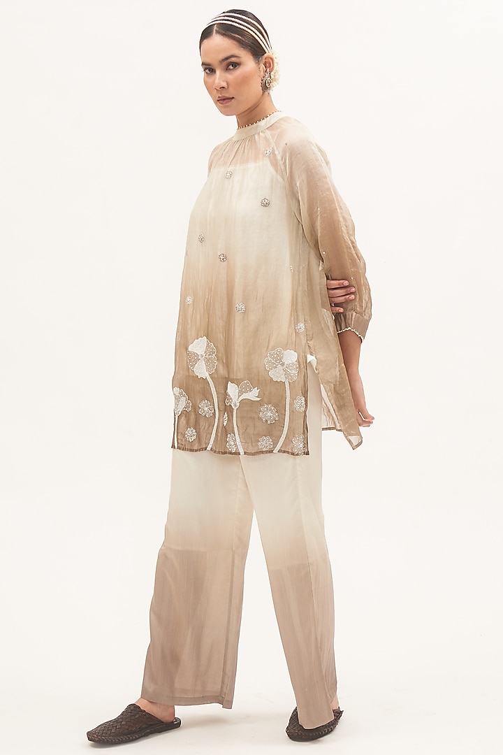 Ivory & Grey Tissue Chanderi Zardosi Embroidered Ombre Sheer Kurta Set by Gyaarah Baees at Pernia's Pop Up Shop