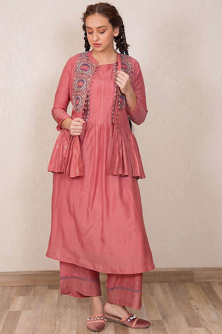 Dusty Pink Embroidered Kedia Top by Gazal Mishra