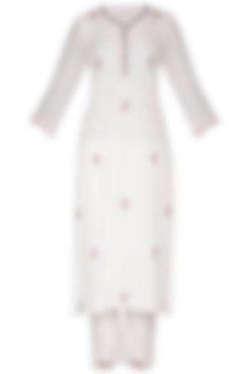 White Embroidered Kurta With Pants by Gazal Mishra at Pernia's Pop Up Shop