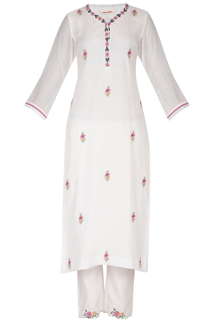 White Embroidered Kurta With Pants by Gazal Mishra at Pernia's Pop Up Shop