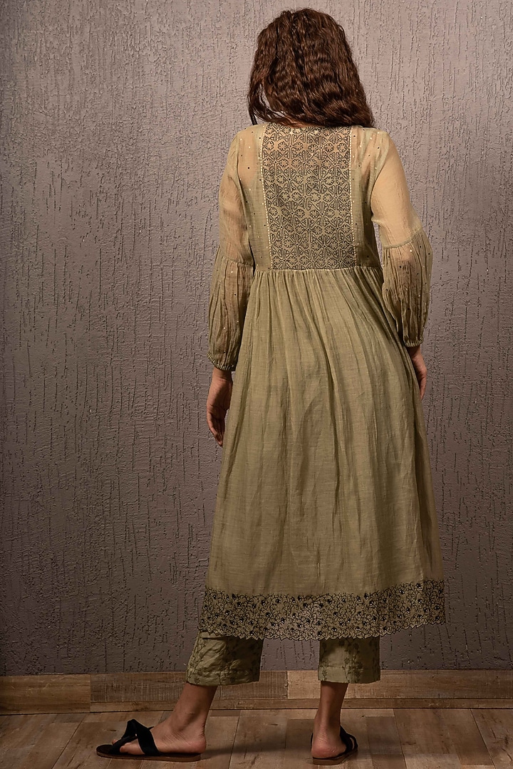 Olive Green Embroidered Kurta With Inner by Gazal Mishra at Pernia's Pop Up Shop