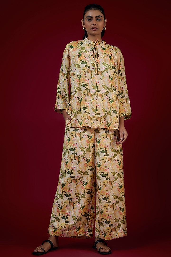 Multi-Colored Cotton Silk Floral Printed Co-Ord Set by LABEL KIARSH