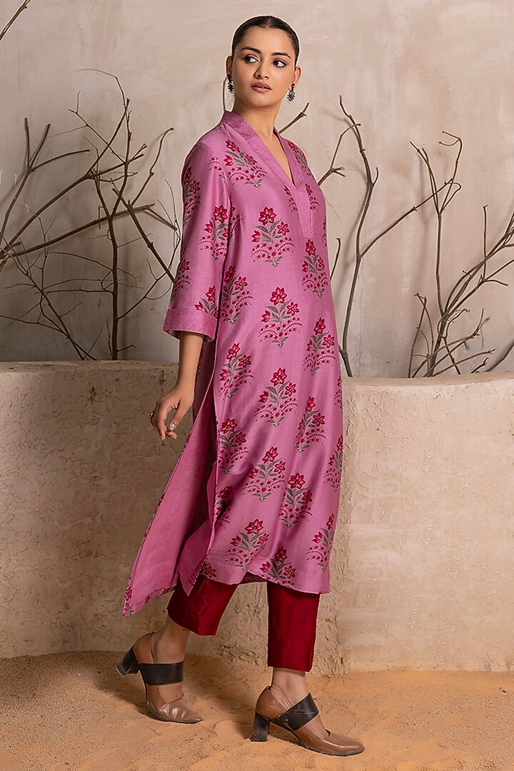 Salmon Pink Silk Chanderi Floral Digital Printed Tunic Set by Haute Mess at Pernia's Pop Up Shop
