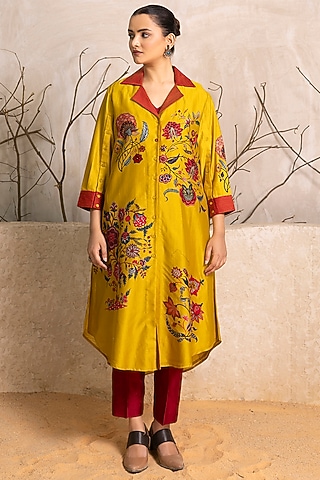 Yellow Silk Chanderi Digital Printed Tunic Set by Haute Mess