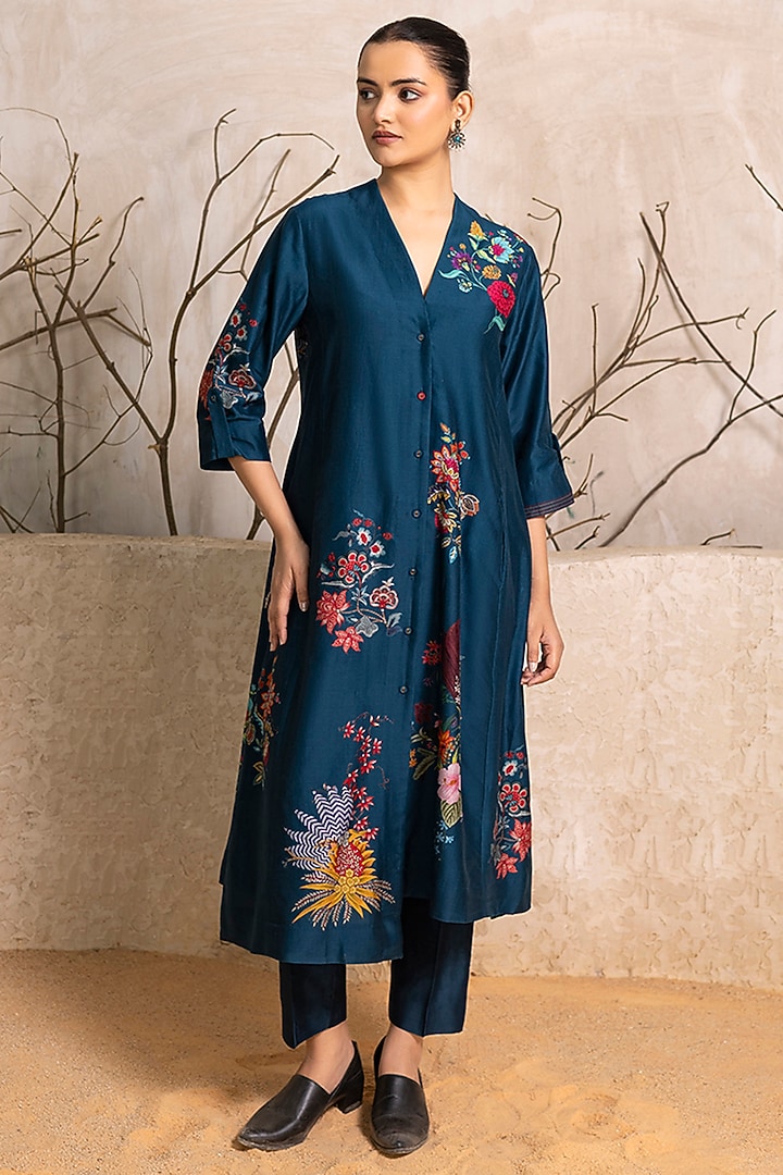 Indigo Silk Chanderi Floral Digital Printed Tunic Set by Haute Mess at Pernia's Pop Up Shop