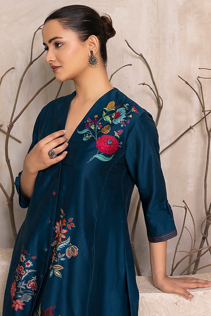 Indigo Silk Chanderi Floral Digital Printed Tunic Set by Haute Mess at Pernia's Pop Up Shop