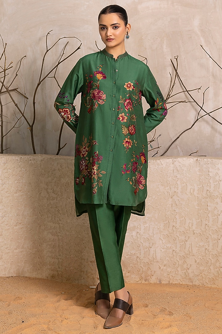 Green Silk Chanderi Floral Digital Printed Tunic Set by Haute Mess at Pernia's Pop Up Shop