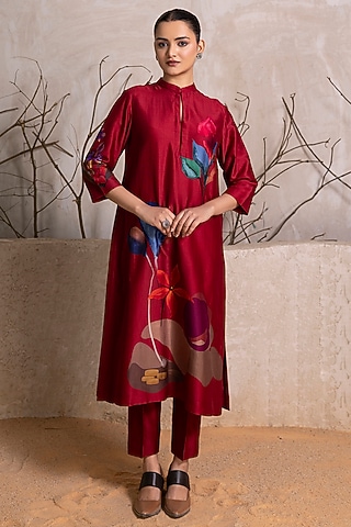 Red Silk Chanderi Digital Printed Tunic Set by Haute Mess