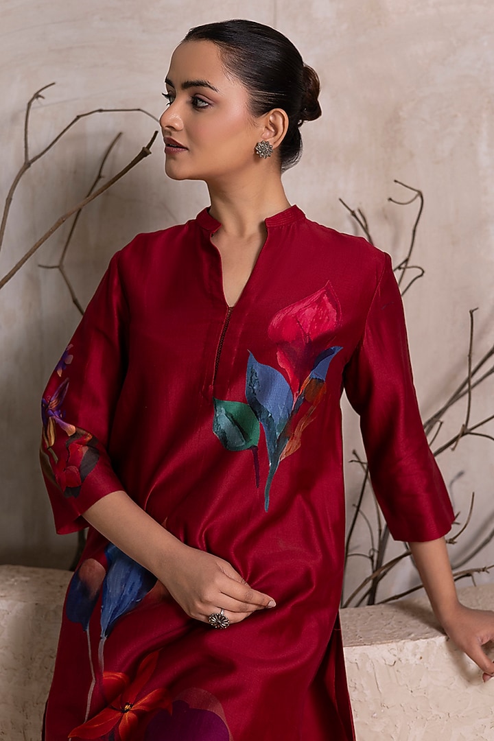 Red Silk Chanderi Digital Printed Tunic Set by Haute Mess at Pernia's Pop Up Shop