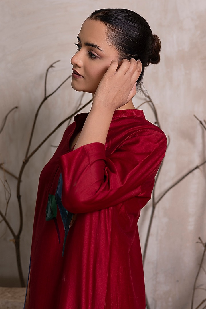 Red Silk Chanderi Digital Printed Tunic Set by Haute Mess at Pernia's Pop Up Shop