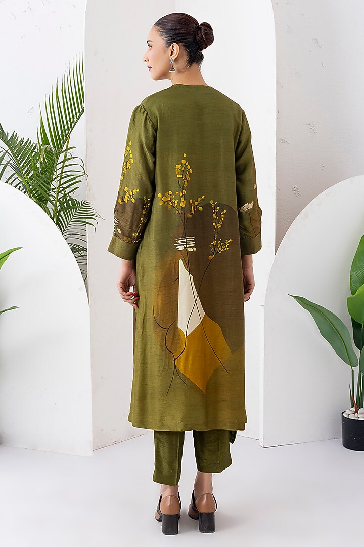 Moss Green Viscose Dupion Printed Digital Printed Kaftan Set by Haute Mess at Pernia's Pop Up Shop