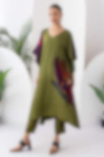Leaf Green Viscose Dupion Digital Printed Kaftan Set by Haute Mess at Pernia's Pop Up Shop