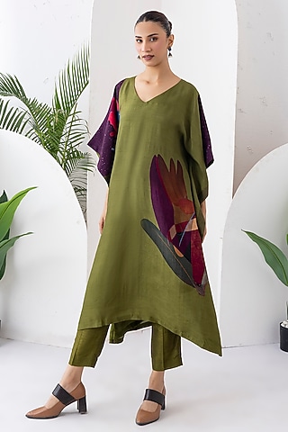 Leaf Green Viscose Dupion Digital Printed Kaftan Set by Haute Mess
