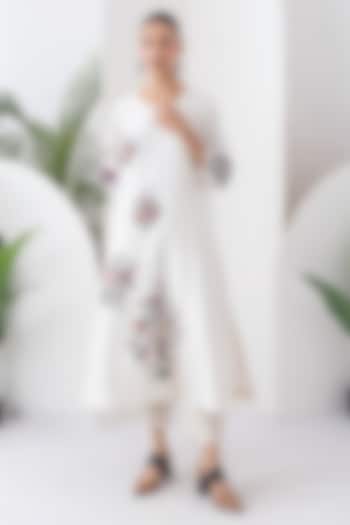 Ivory Silk Chanderi Floral Boota Printed Tunic Set by Haute Mess at Pernia's Pop Up Shop