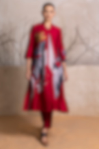 Red Silk Chanderi Digital Printed Tunic Set by Haute Mess at Pernia's Pop Up Shop