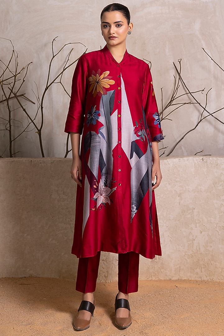 Red Silk Chanderi Digital Printed Tunic Set by Haute Mess at Pernia's Pop Up Shop