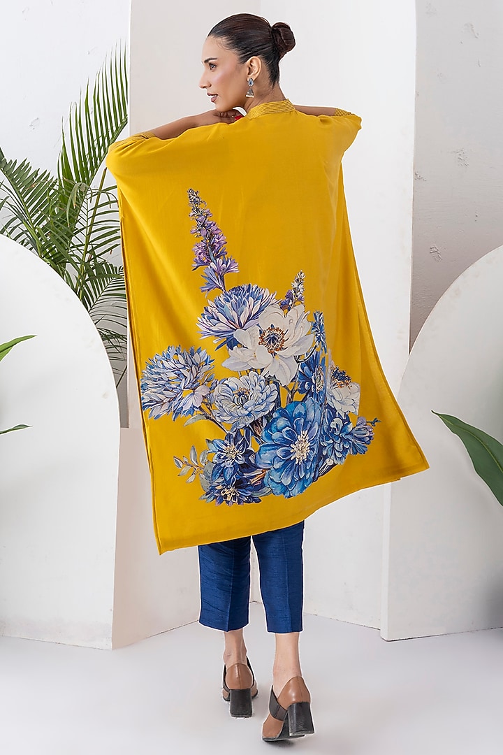 Yellow Silk Chanderi Digital Printed Tunic Set by Haute Mess at Pernia's Pop Up Shop