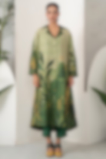 Green Silk Chanderi Botanical Printed Co-Ord Set by Haute Mess at Pernia's Pop Up Shop