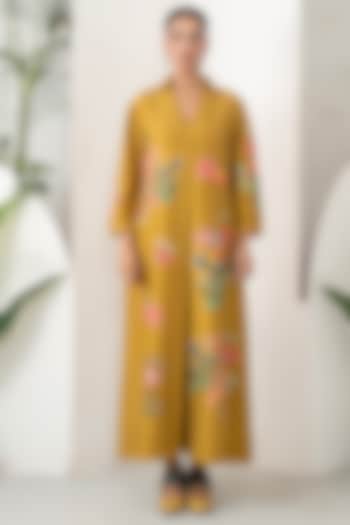 Mustard Silk Chanderi Floral Printed Pleated Co-Ord Set by Haute Mess at Pernia's Pop Up Shop