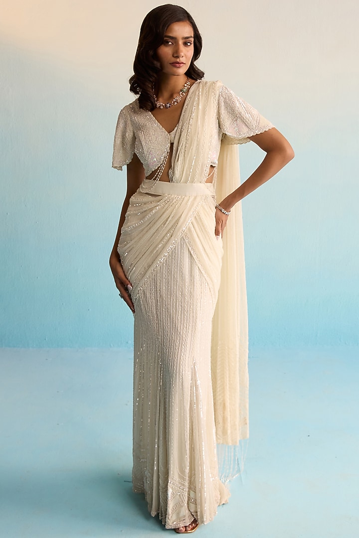 Ivory Organza Sequins & Cutdana Work Pre-Draped Reception Saree Set by House of Armuse at Pernia's Pop Up Shop