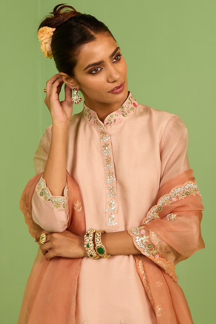 Peach Organza Gota Patti Hand Embroidered Kurta Set by House of Armuse at Pernia's Pop Up Shop