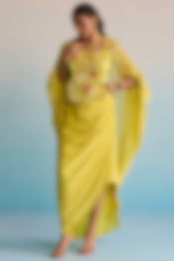 Yellow Butter Silk Cape Set by House of Armuse at Pernia's Pop Up Shop
