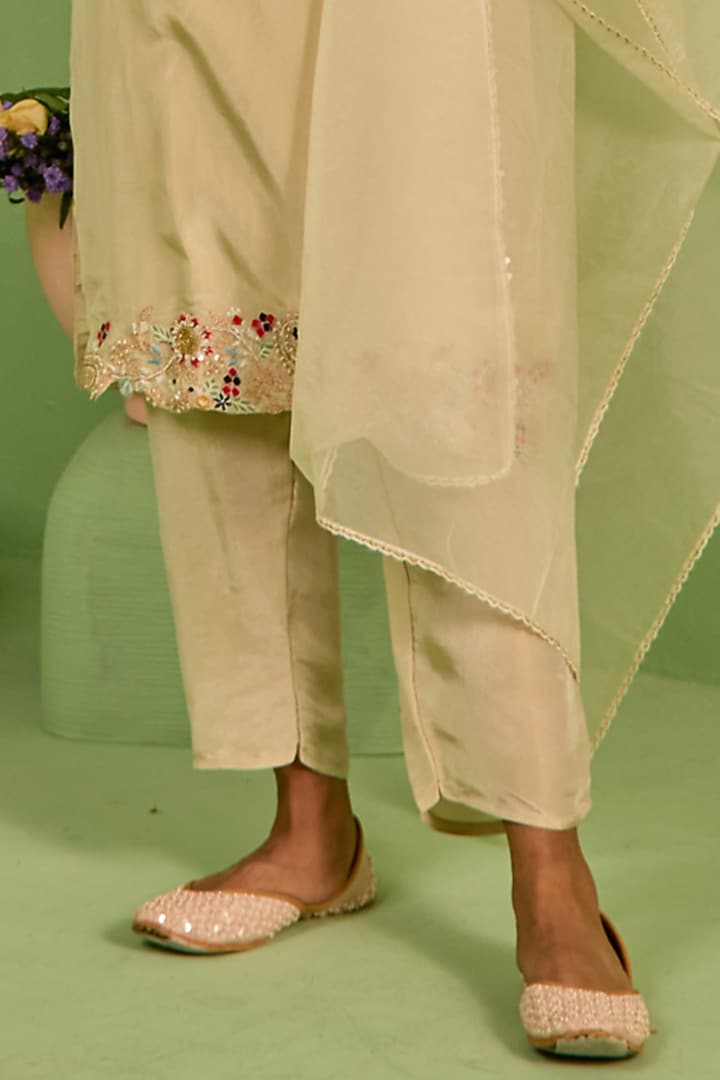 Mint Green Shimmer Organza Thread Work Kurta Set by House of Armuse at Pernia's Pop Up Shop