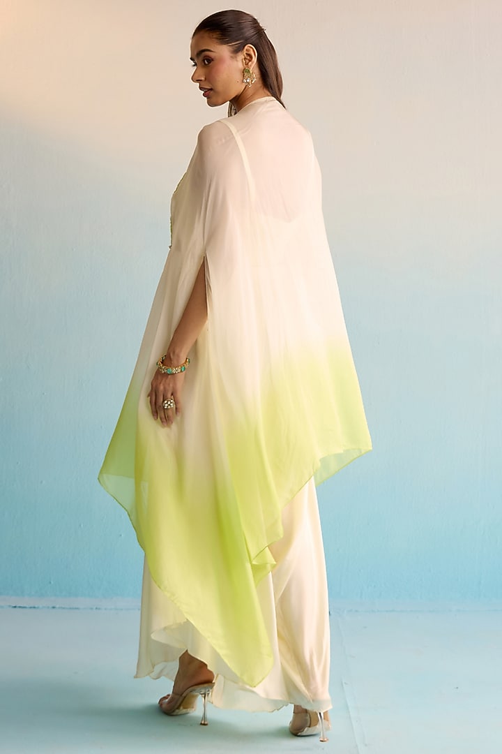 White & Green Crepe Bead Embroidered Kaftan Set by House of Armuse at Pernia's Pop Up Shop