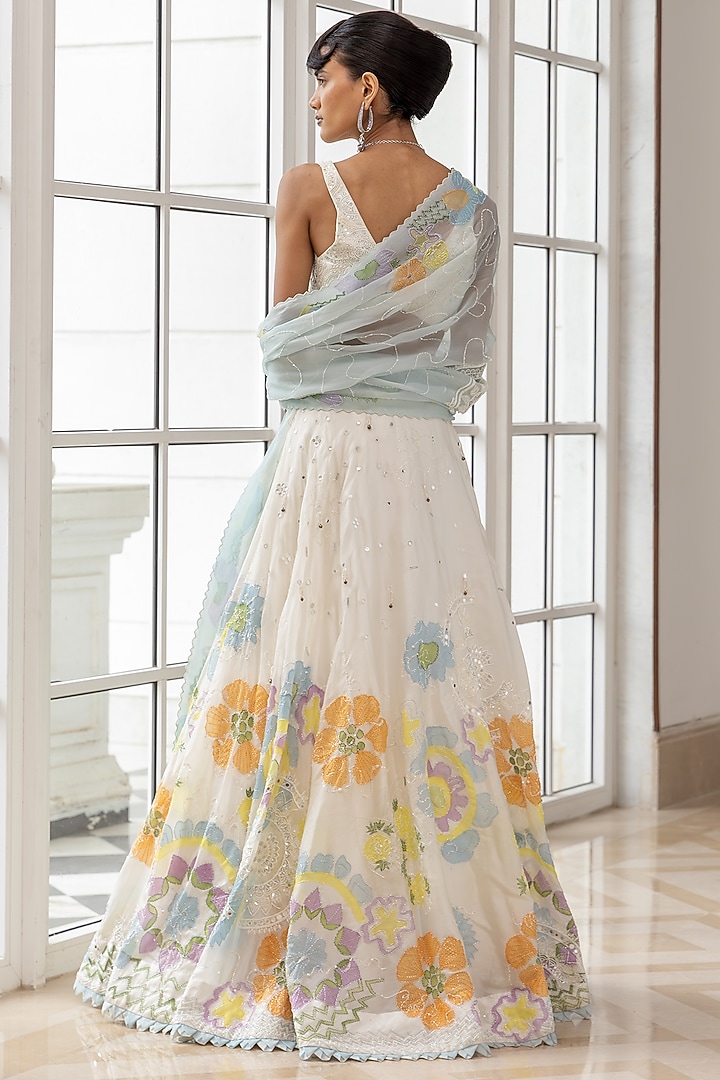 Ivory Satin Organza Handpainted & Resham Embroidered Bridal Lehenga Set by House of Armuse at Pernia's Pop Up Shop