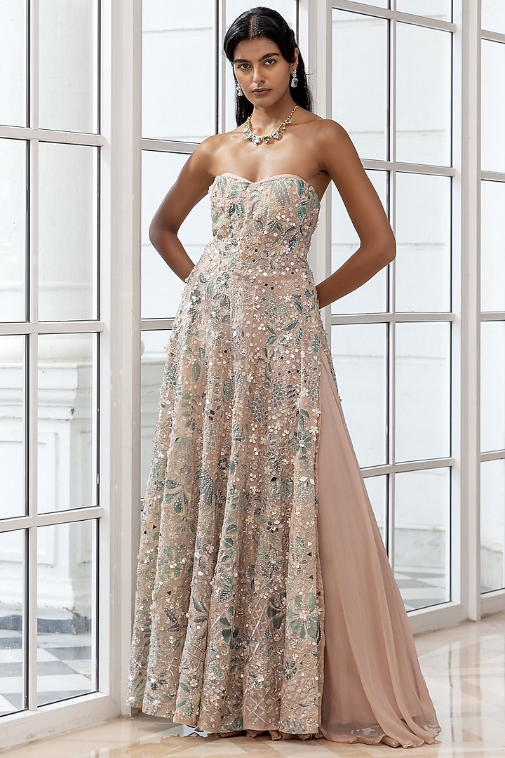 Peach Satin Organza Embroidered Corset-Style Kurta Set by House of Armuse at Pernia's Pop Up Shop