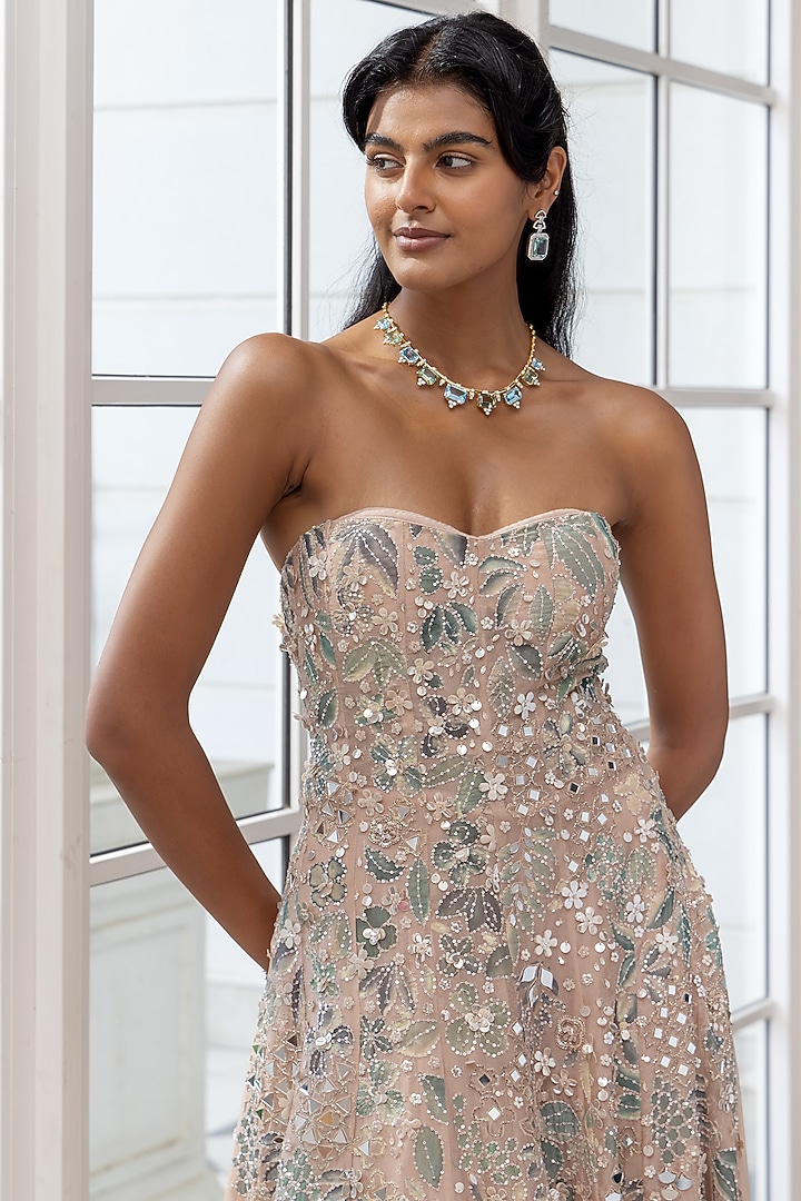 Peach Satin Organza Embroidered Corset-Style Kurta Set by House of Armuse at Pernia's Pop Up Shop