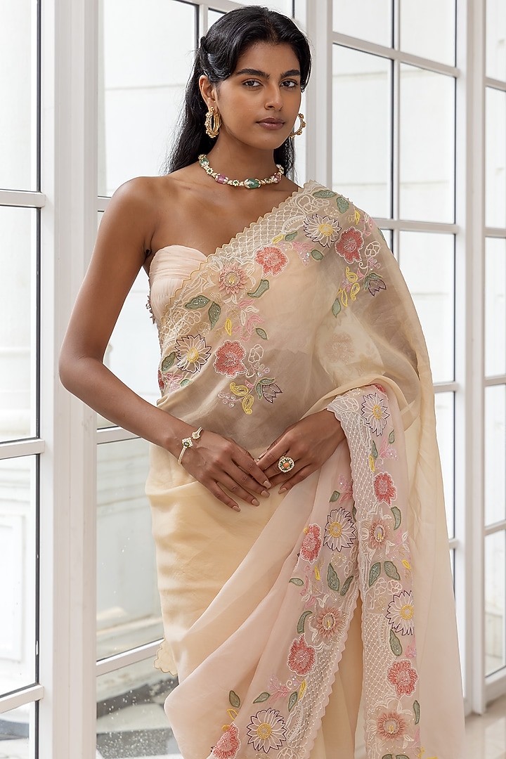 Cream Organza Hand Embroidered Reception Saree Set by House of Armuse at Pernia's Pop Up Shop