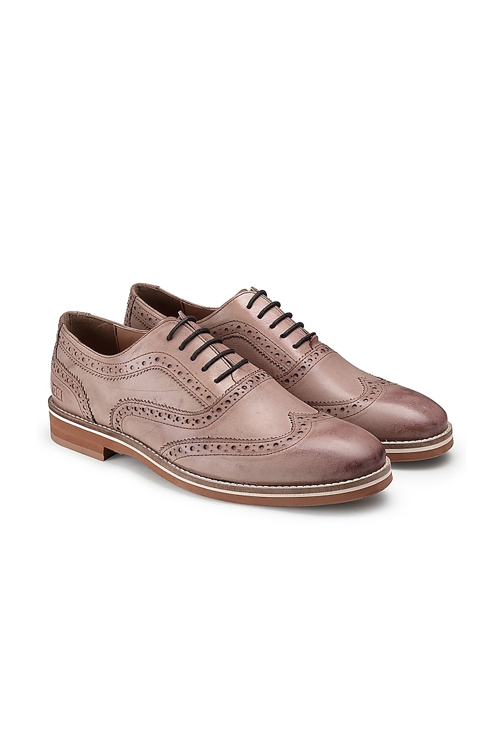 Light Tan Brogues Shoes In Leather by HATS OFF ACCESSORIES